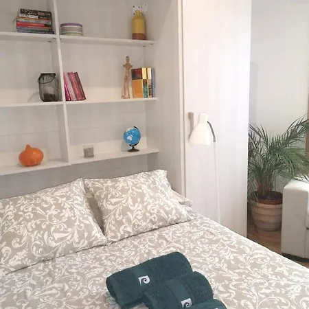 Studio Rua Velazquez Moreno Διαμέρισμα Βίγκο